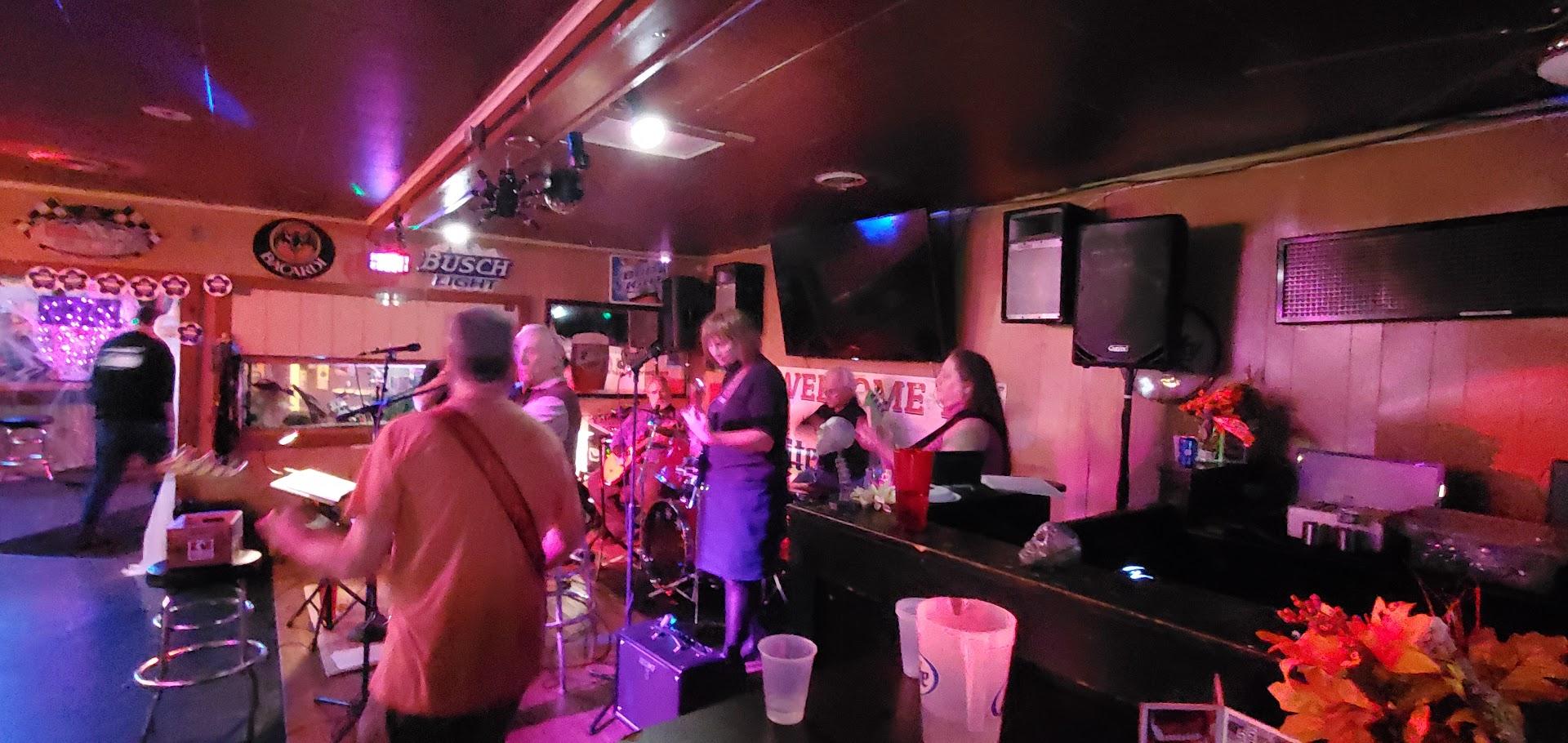 Spoondoggers Bar and Grill